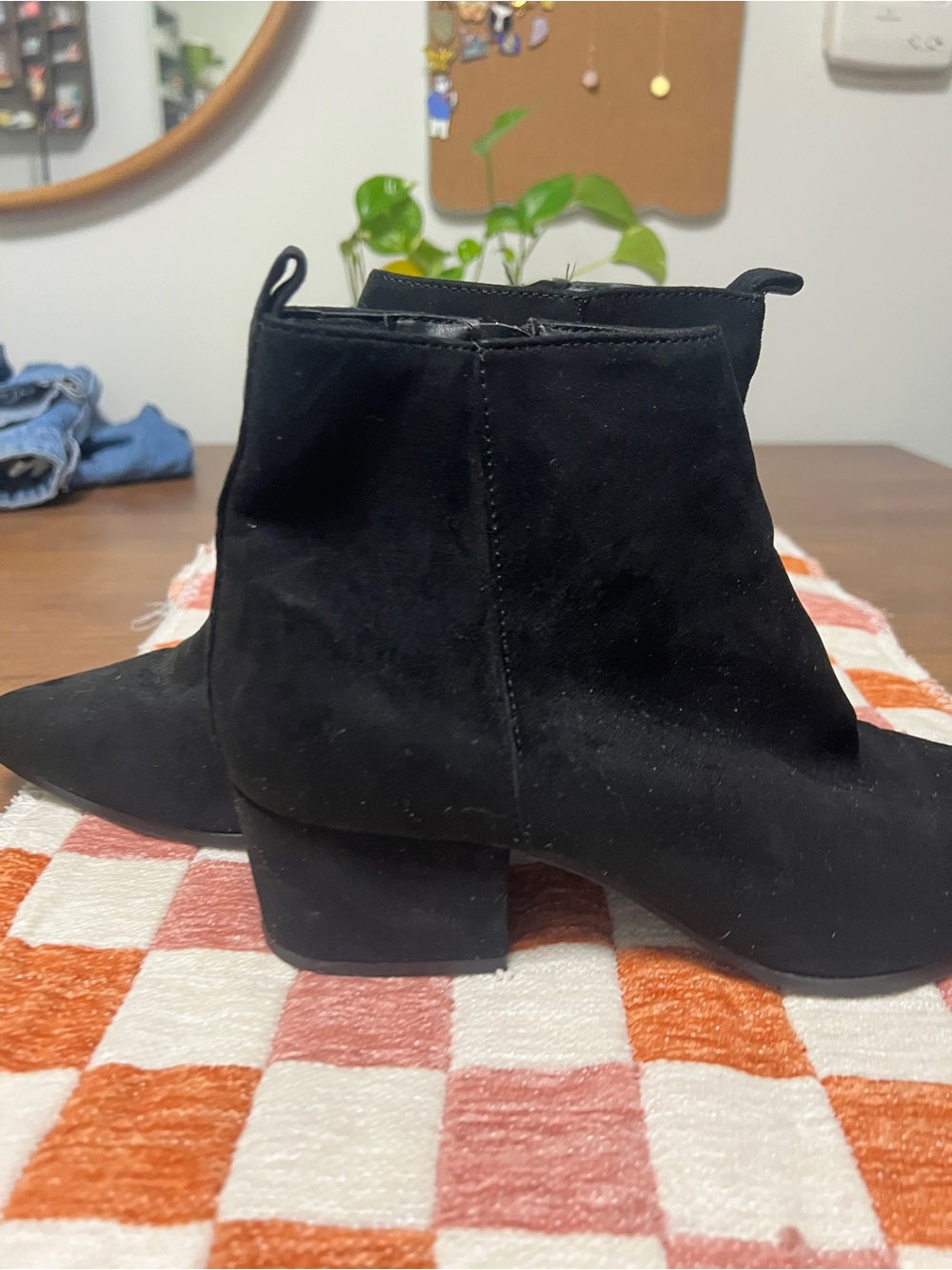 Black Women's Suede Ankle Boots - Stylish Everyday Heel